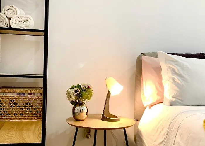 Between Historical Monuments *