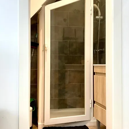 Between Historical Monuments * Лісабон