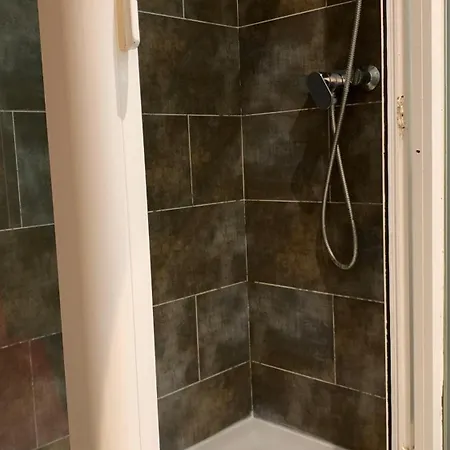 Апартаменти Between Historical Monuments