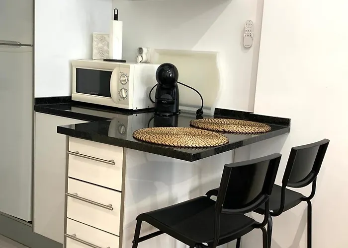 Between Historical Monuments شقة *